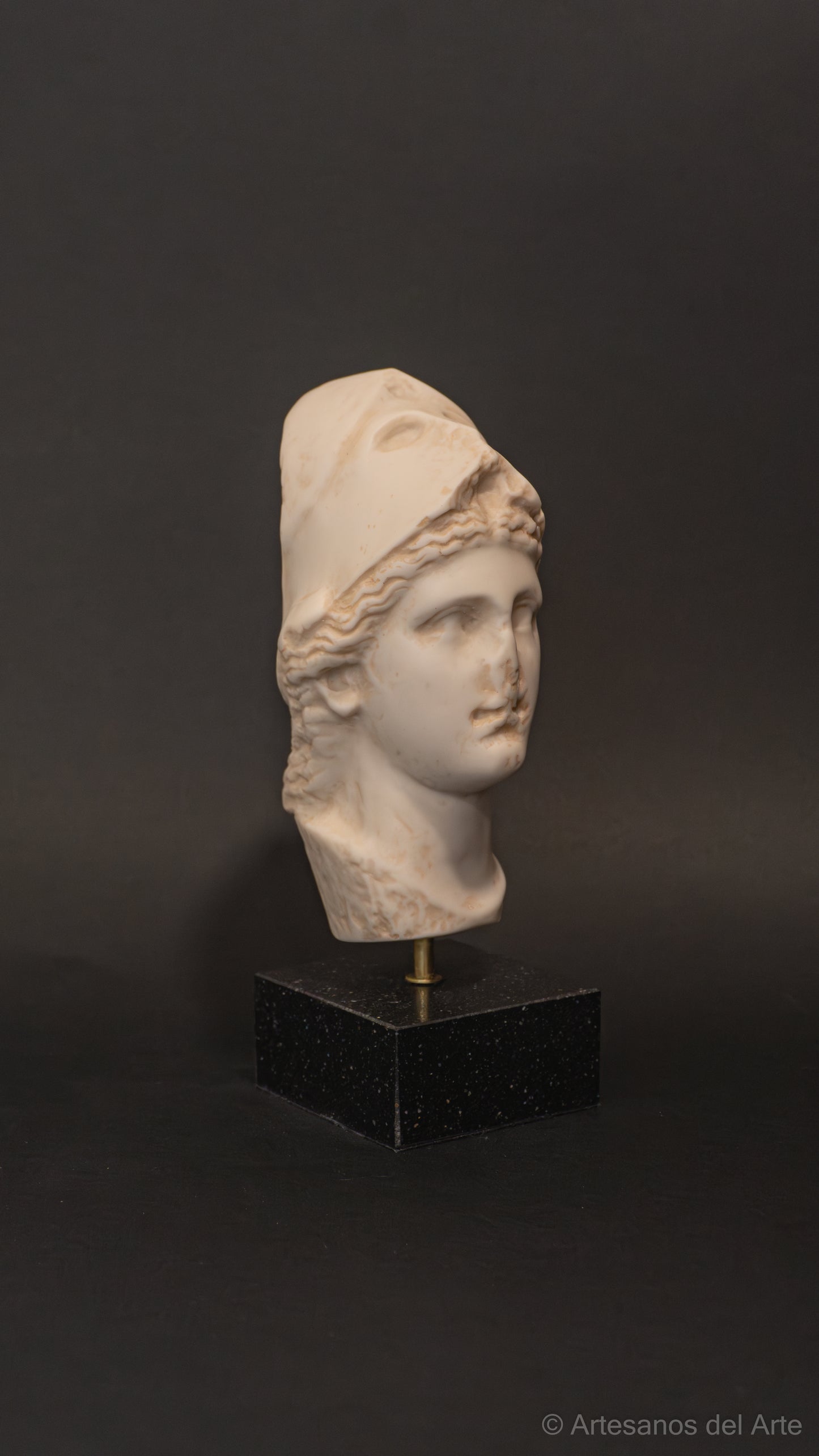 Minerva (Pequeña)