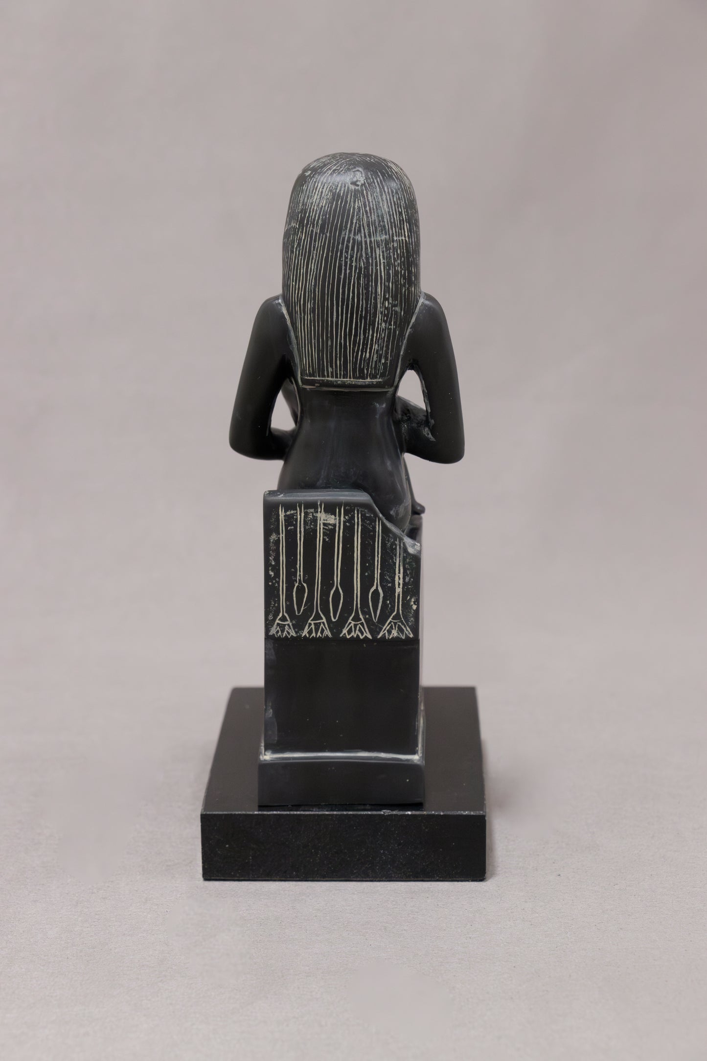 Isis con Horus niño
