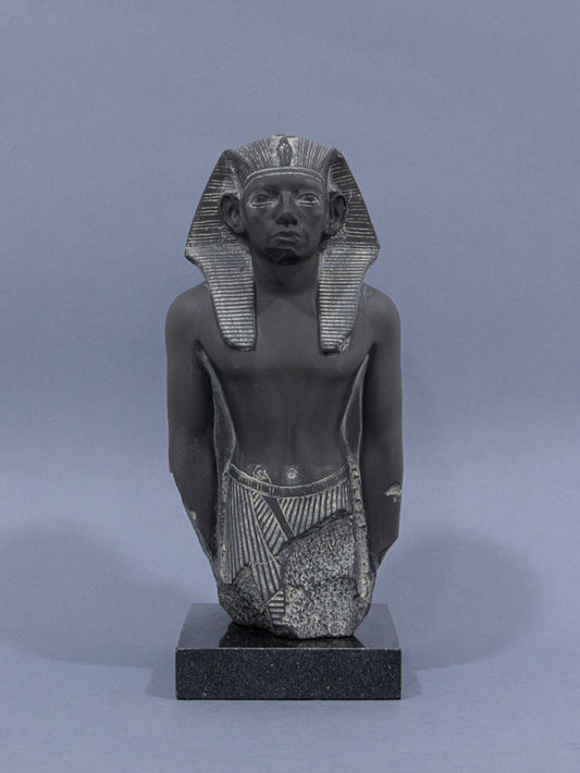 busto Amenemhat III