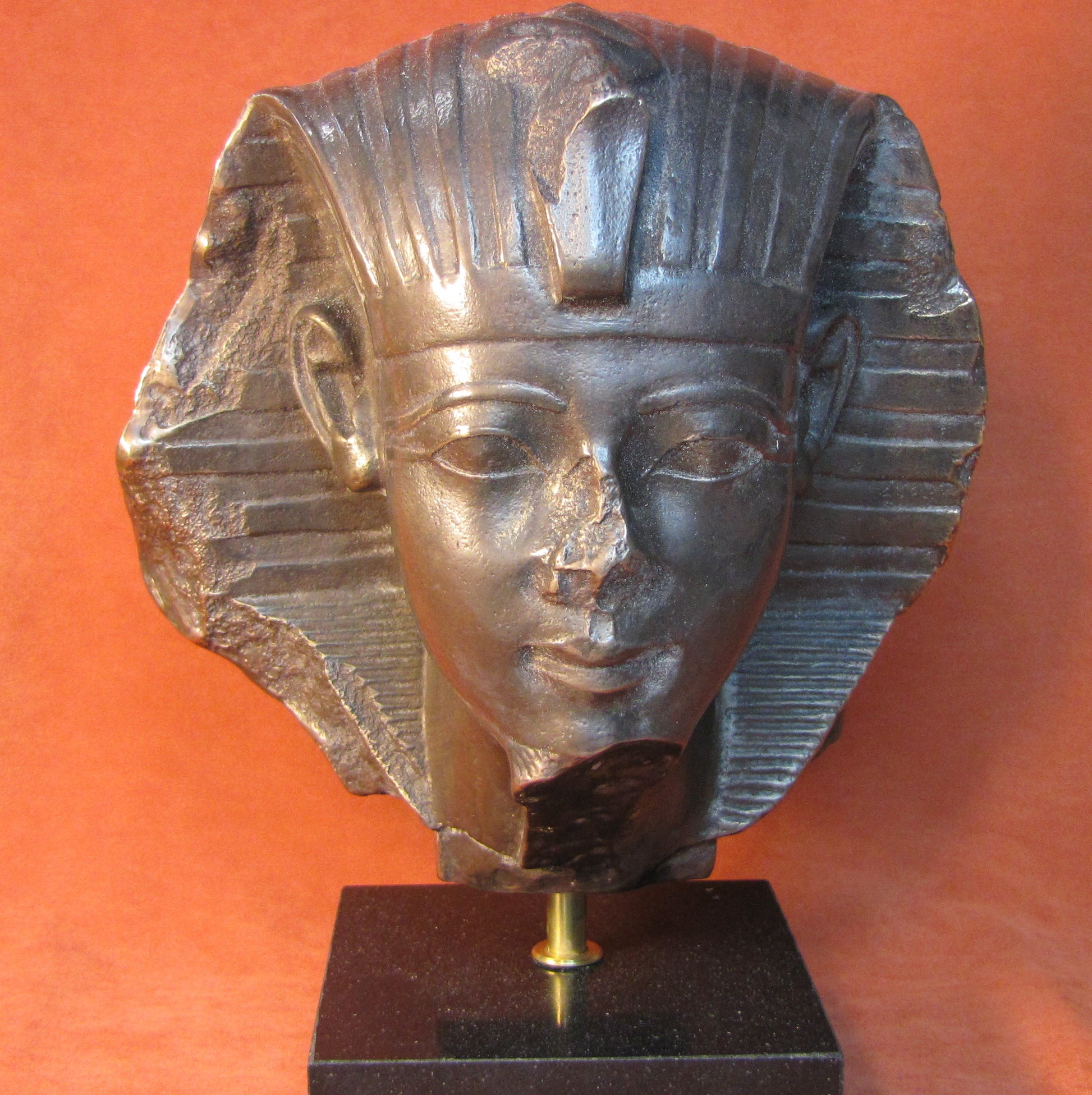 busto faraón egipcio