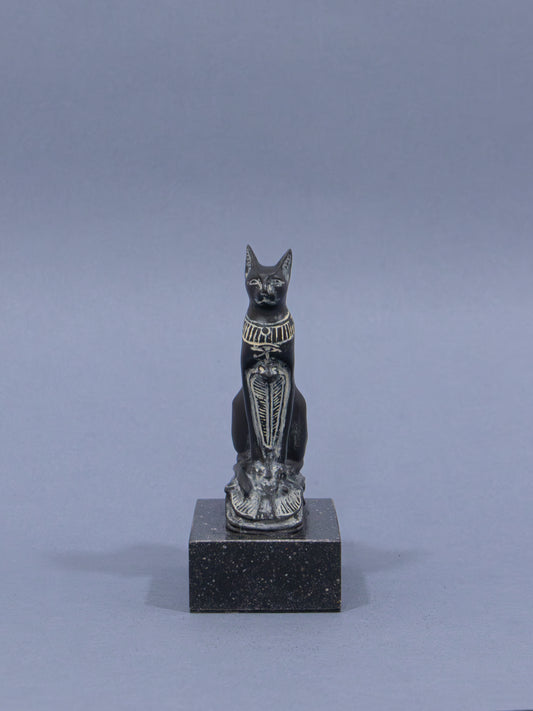 Bastet escarabajo