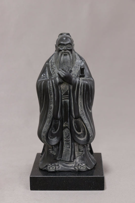 escultura de confucio
